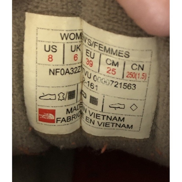 The North Face Gray and Black Winter Boots - Picture 9 of 9